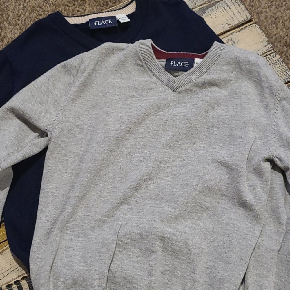 Boys V-neck sweaters 7/8